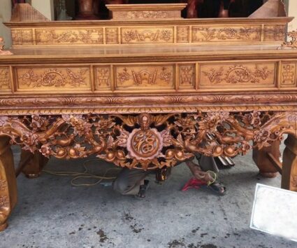 Bàn thờ tam cấp