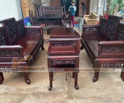 Bộ trường kỷ tam sơn vai lật chạm cổ đồ