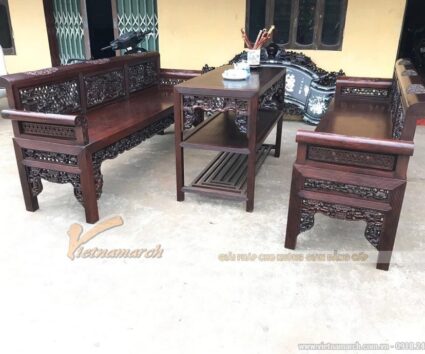 Mẫu trường kỷ đẹp vai cuốn chạm tứ quý, gỗ gụ