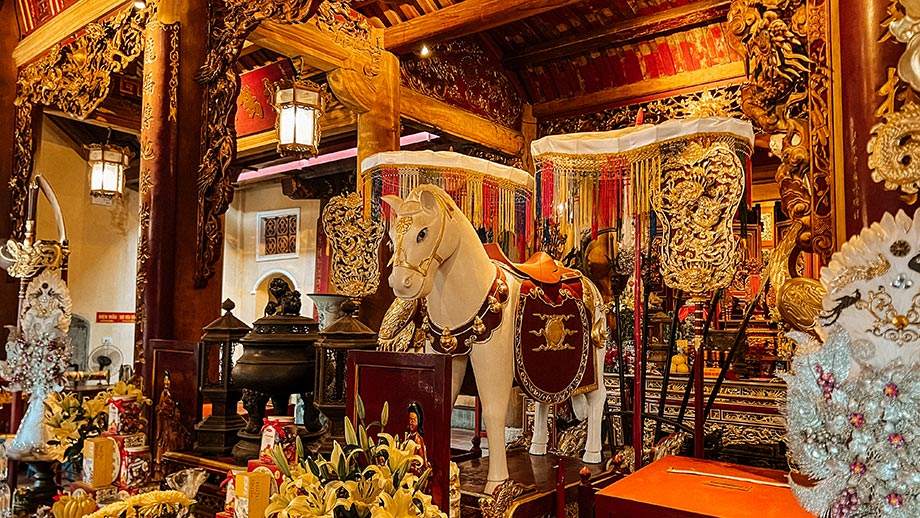 Các công trình tâm linh Việt thờ ai? Các công trình tâm linh Việt thờ ai?