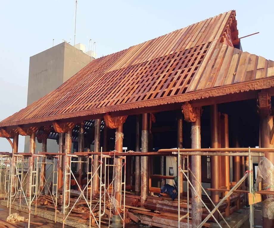 cach-chong-chay-cho-nha-go